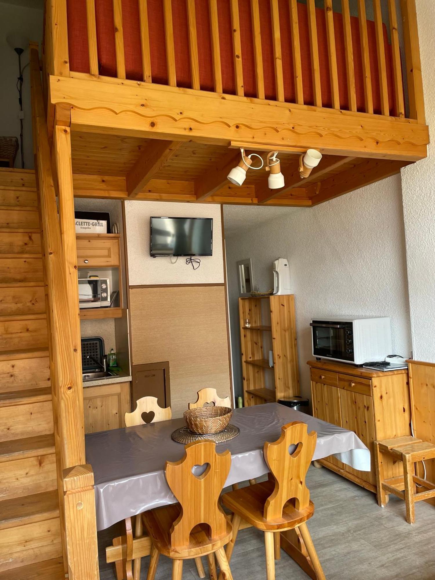 Appartement Pour 6 Personnes Au Pied Des Pistes Au Calme Aux Menuires Les Asters Saint-Martin-de-Belleville Bagian luar foto